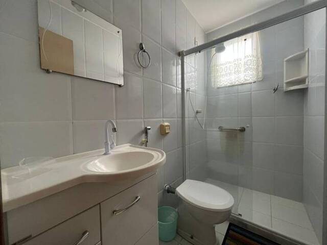 #8 - Apartamento para Venda em Cabo Frio - RJ